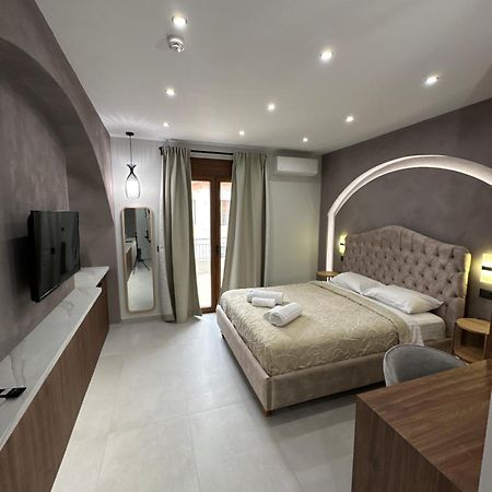 Incanto Luxury Suites 2 나프팍토스 외부 사진