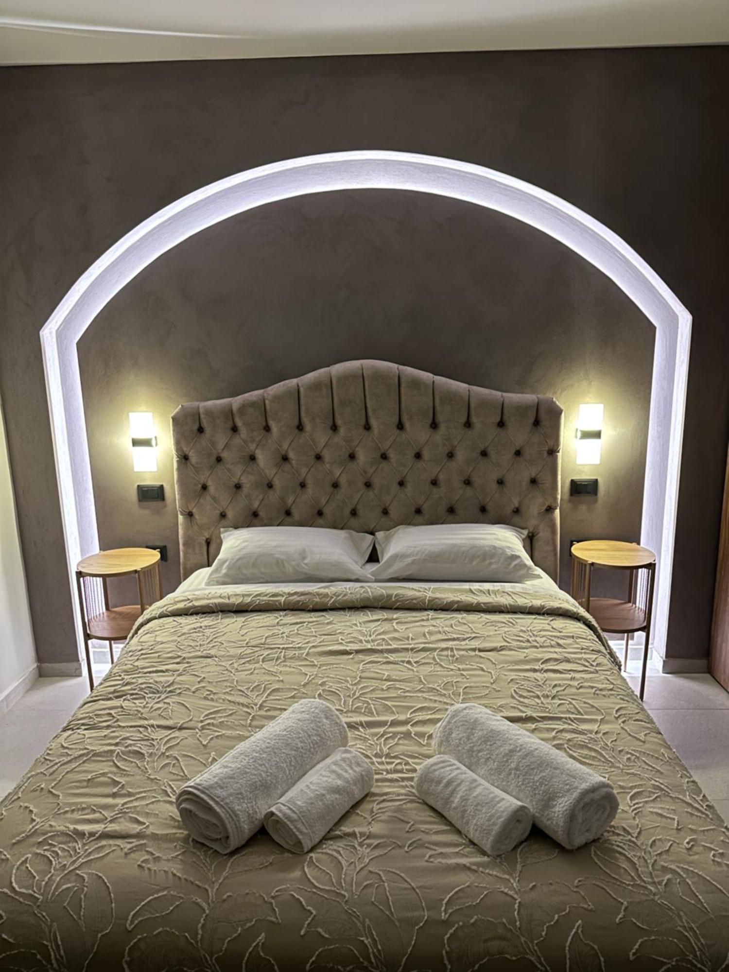Incanto Luxury Suites 2 나프팍토스 외부 사진